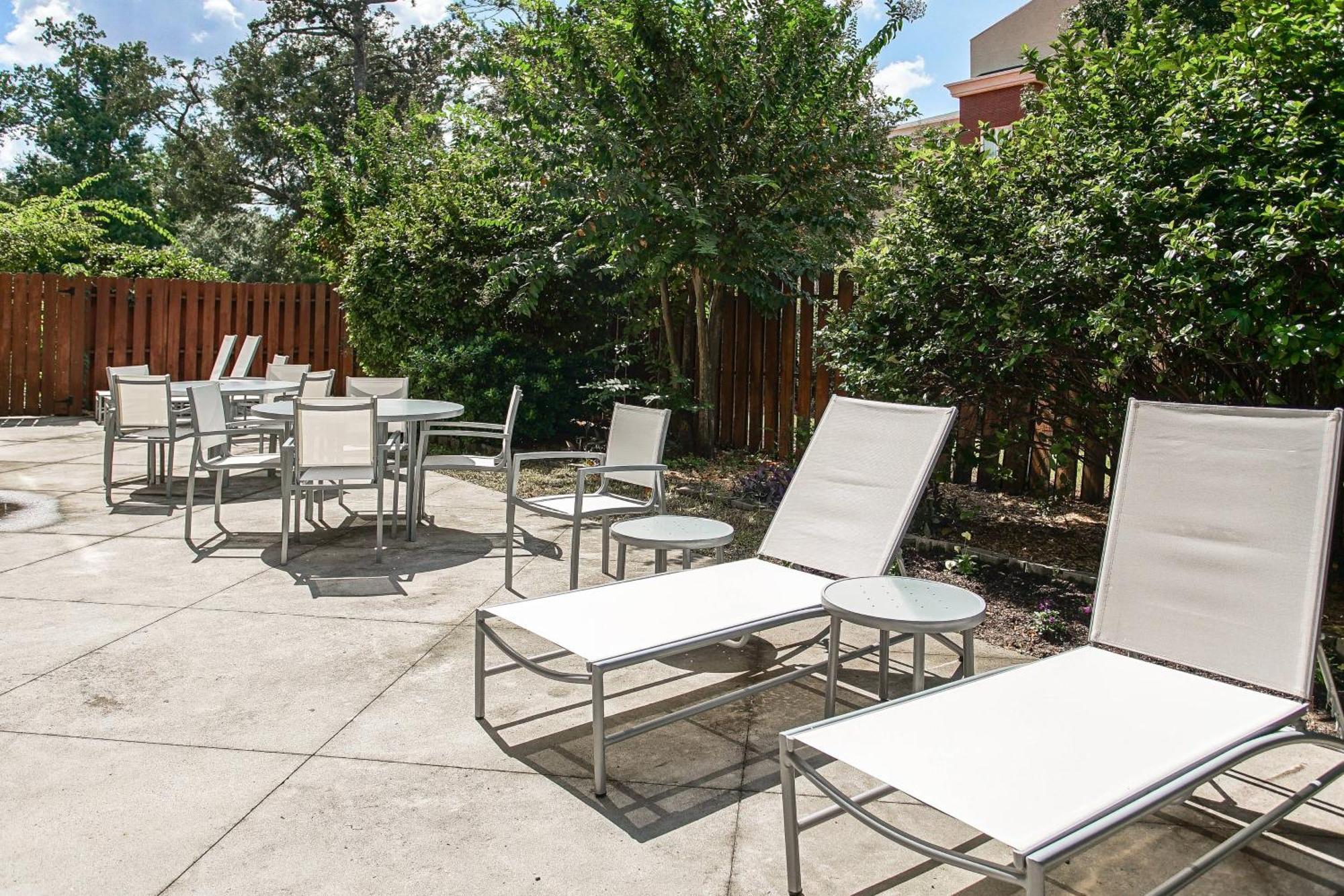 Springhill Suites By Marriott Savannah Midtown Экстерьер фото