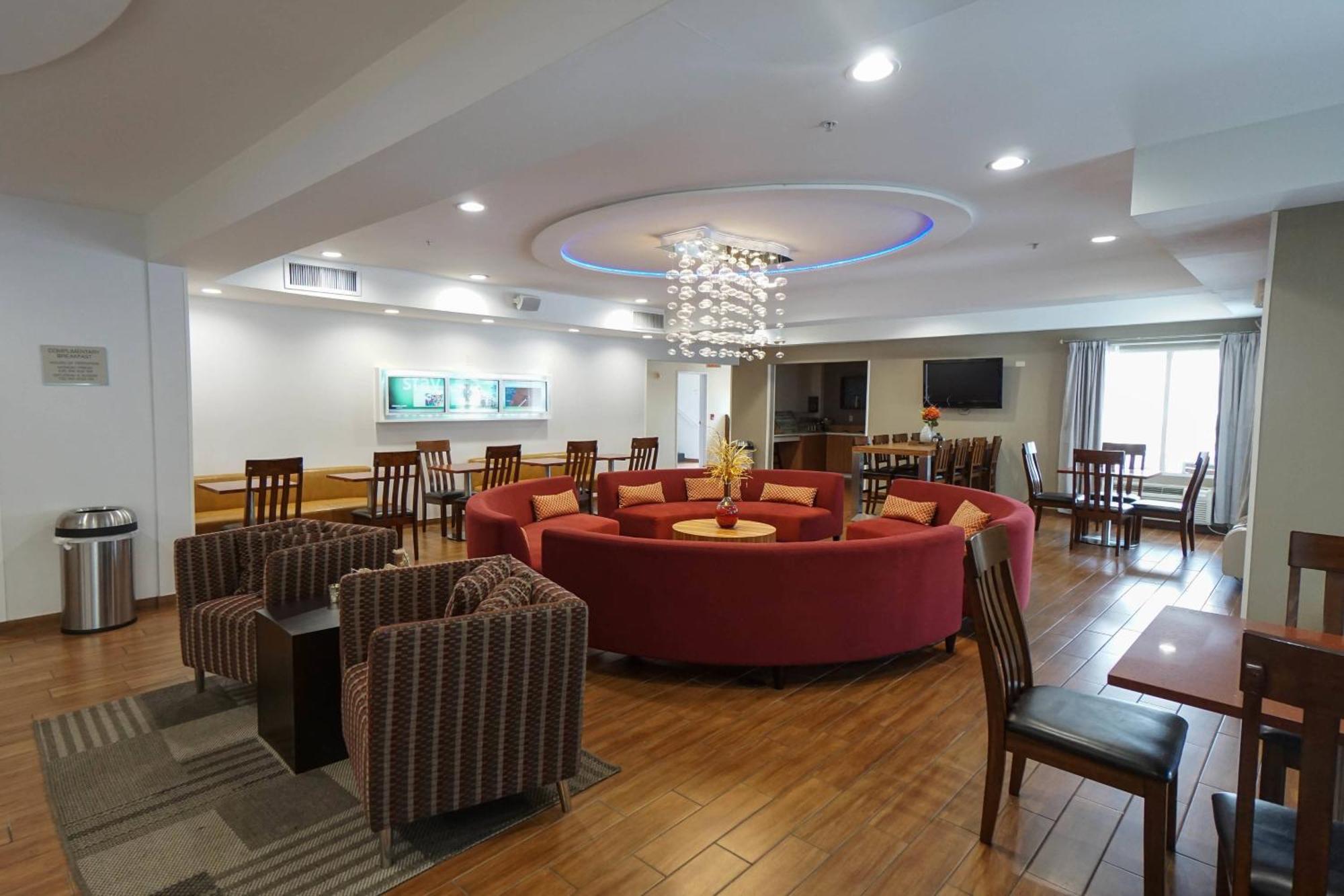 Springhill Suites By Marriott Savannah Midtown Экстерьер фото