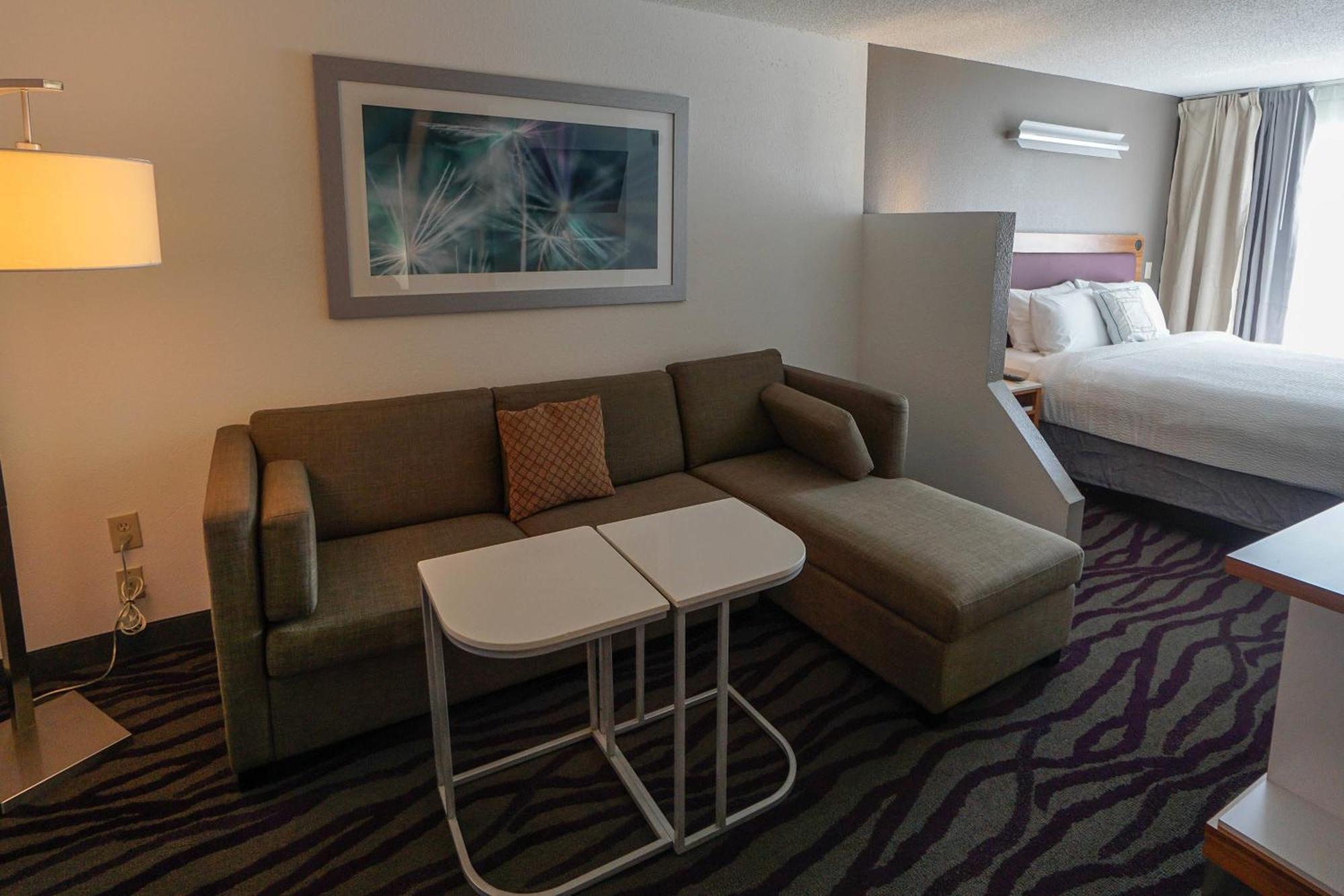 Springhill Suites By Marriott Savannah Midtown Экстерьер фото