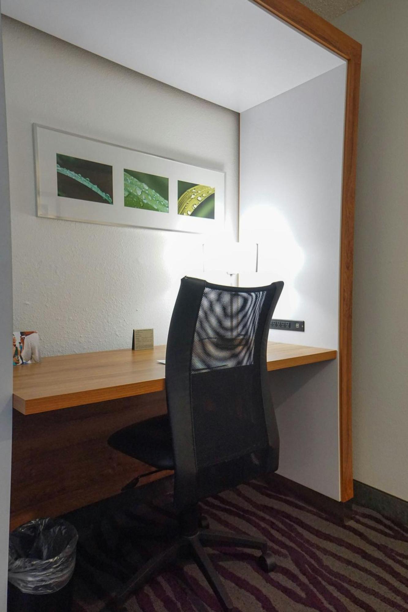 Springhill Suites By Marriott Savannah Midtown Экстерьер фото