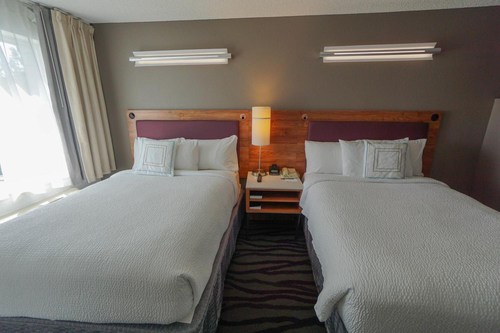 Springhill Suites By Marriott Savannah Midtown Экстерьер фото