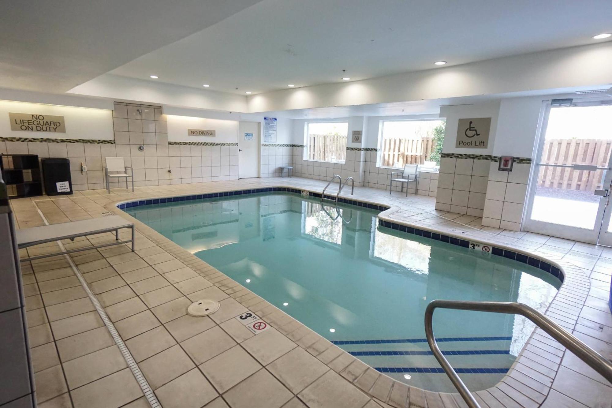 Springhill Suites By Marriott Savannah Midtown Экстерьер фото