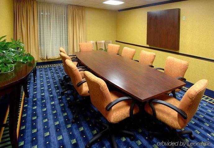 Springhill Suites By Marriott Savannah Midtown Экстерьер фото