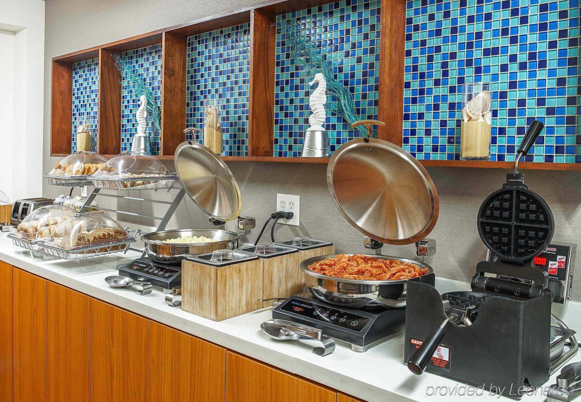 Springhill Suites By Marriott Savannah Midtown Экстерьер фото