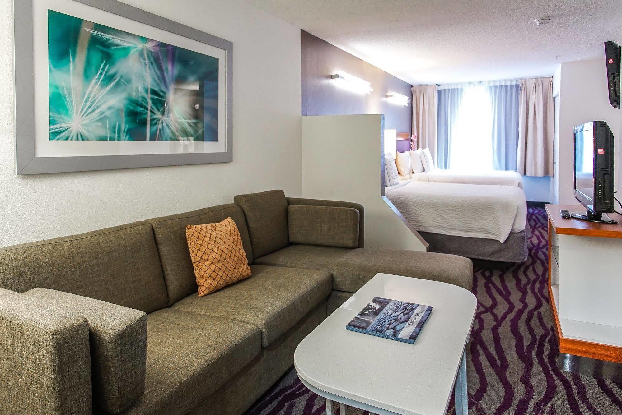 Springhill Suites By Marriott Savannah Midtown Экстерьер фото